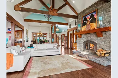 7118 Grandview Ave, Scotts Mills, OR 97375 - Photo 13