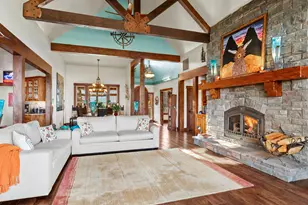 7118 Grandview Ave, Scotts Mills, OR 97375 - Photo 13