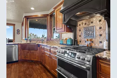 7118 Grandview Ave, Scotts Mills, OR 97375 - Photo 19