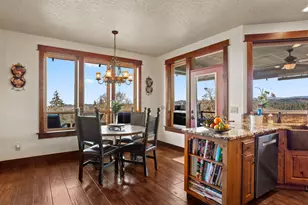 7118 Grandview Ave, Scotts Mills, OR 97375 - Photo 21