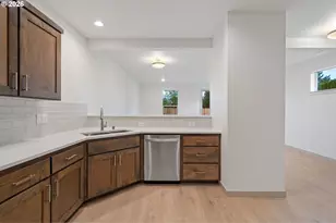 13904 NE 64th Cir, Vancouver, WA 98682 - Photo 11