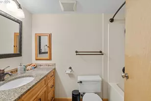 600 SE Marion St, Portland, OR 97202 - Photo 17