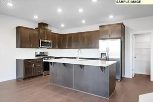 1528 SE Logan Pkwy, Albany, OR 97322 - Photo 5