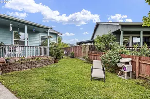 144 Bunting Ct, Roseburg, OR 97471 - Photo 3