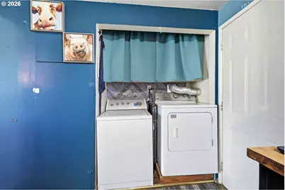 5104 E St, Springfield, OR 97478 - Photo 41