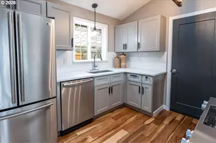 528 Nottingham Ave, Eugene, OR 97404 - Photo 13