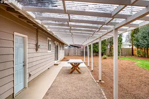 528 Nottingham Ave, Eugene, OR 97404 - Photo 27