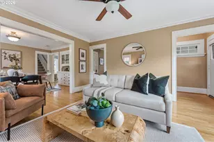 6214 NE Alameda St, Portland, OR 97213 - Photo 9