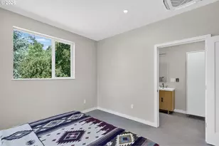 8213 N Swenson St, Portland, OR 97203 - Photo 21