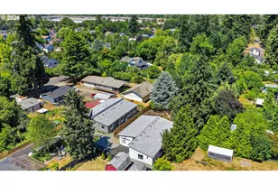 8213 N Swenson St, Portland, OR 97203 - Photo 41