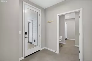 8213 N Swenson St, Portland, OR 97203 - Photo 17