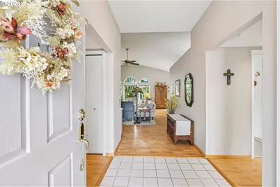 12664 SW Bexley Ln, Tigard, OR 97224 - Photo 3
