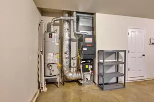 829 Pioneer Dr, Silverton, OR 97381 - Photo 31