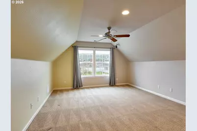 829 Pioneer Dr, Silverton, OR 97381 - Photo 27