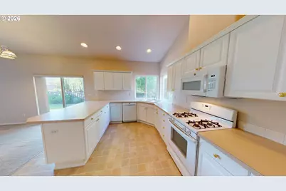 610 Sieverkropp Dr, Hood River, OR 97031 - Photo 9