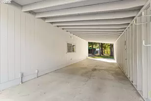 11990 Artlin Rd, Grants Pass, OR 97526 - Photo 39