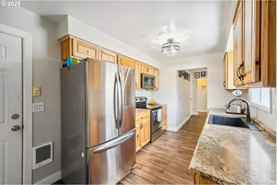 3381 Nebraska St, Longview, WA 98632 - Photo 13