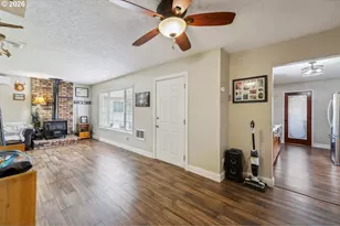 3381 Nebraska St, Longview, WA 98632 - Photo 5