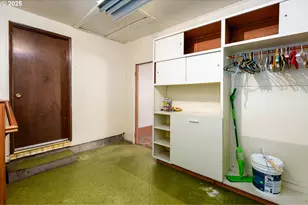47711 Commercial St, Oakridge, OR 97463 - Photo 23