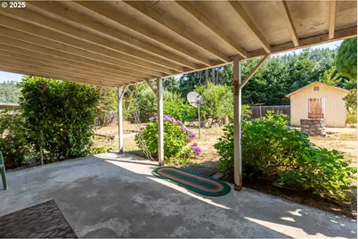 47711 Commercial St, Oakridge, OR 97463 - Photo 25