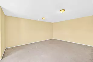 8577 SW Bellflower St, Portland, OR 97224 - Photo 41
