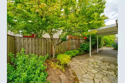 8577 SW Bellflower St, Portland, OR 97224 - Photo 25