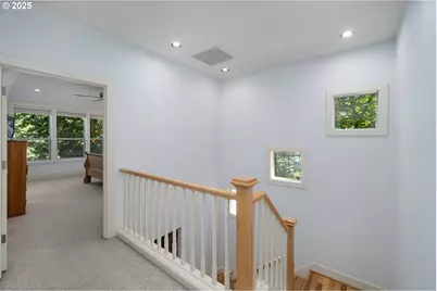 3017 SW Fairview Blvd, Portland, OR 97205 - Photo 17
