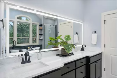 3017 SW Fairview Blvd, Portland, OR 97205 - Photo 21