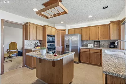 718 NE 246th Cir, Ridgefield, WA 98642 - Photo 15