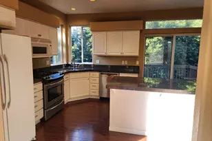 11513 SW Bambi Ln, Portland, OR 97223 - Photo 9