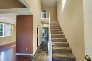 11513 SW Bambi Ln, Portland, OR 97223 - Photo 3