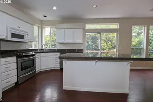 11513 SW Bambi Ln, Portland, OR 97223 - Photo 9