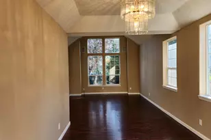 11513 SW Bambi Ln, Portland, OR 97223 - Photo 7