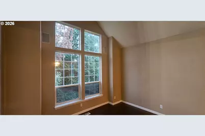 11513 SW Bambi Ln, Portland, OR 97223 - Photo 5