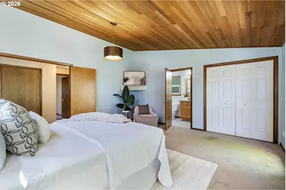 10203 SW 59th Pl, Portland, OR 97219 - Photo 13