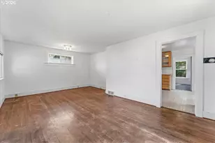 4634 NE 31st Ave, Portland, OR 97211 - Photo 7