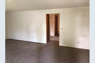 1126 SE Rummel St, McMinnville, OR 97128 - Photo 3