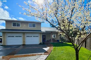 1006 Ruth Ln, Brookings, OR 97415 - Photo 1