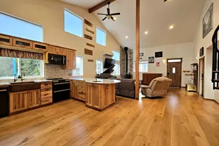 1006 Ruth Ln, Brookings, OR 97415 - Photo 9