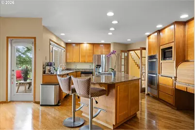 1700 Village Park Ln, Lake Oswego, OR 97034 - Photo 13