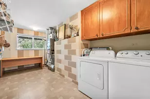 1922 Springhill Dr, Albany, OR 97321 - Photo 23