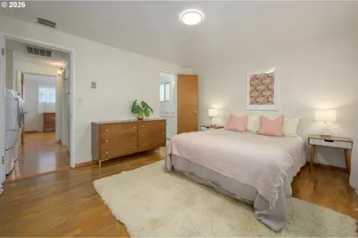 585 E 36th Ave, Eugene, OR 97405 - Photo 23