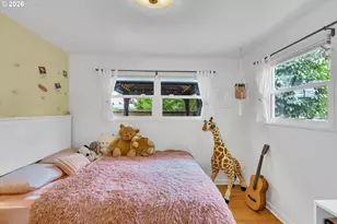 9760 SW Inglewood Pl, Portland, OR 97225 - Photo 17