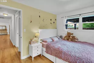 9760 SW Inglewood Pl, Portland, OR 97225 - Photo 15