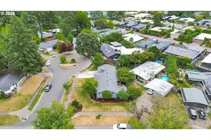 9760 SW Inglewood Pl, Portland, OR 97225 - Photo 39