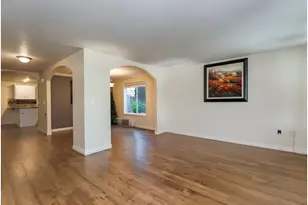 14700 NW 9th Pl, Vancouver, WA 98685 - Photo 5