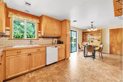 1385 Beebe Ln, Eugene, OR 97404 - Photo 13