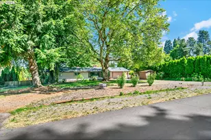 1385 Beebe Ln, Eugene, OR 97404 - Photo 3
