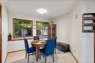 7655 Ridgewood Dr, Gladstone, OR 97027 - Photo 5