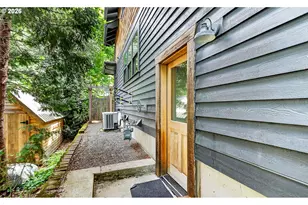 811 9th St, Hood River, OR 97031 - Photo 39